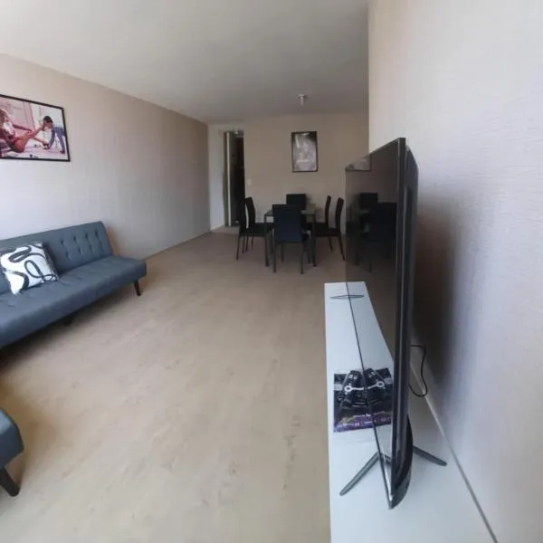 MODERNA ESTANCIA de Apartamento en Chiclayo, hotel em Chiclayo