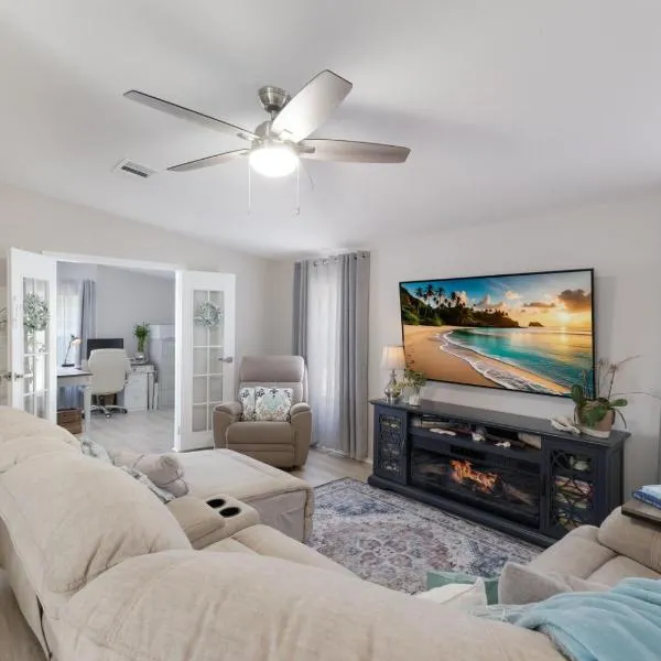 Englewood में, होटल The Salty Sister Beach Bungalow Near Manasota Key Sleeps 6