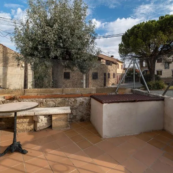 Casa De Los Abuelos, hôtel à Ortigosa del Monte