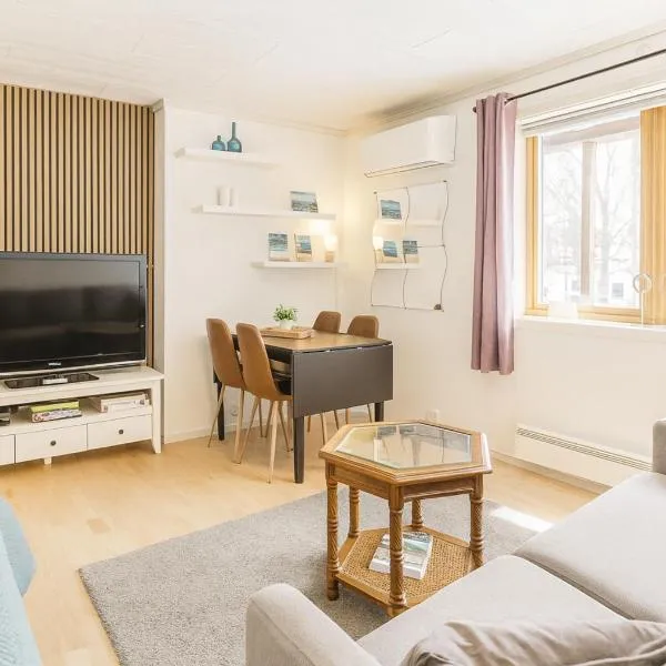 Warm and cozy apartment in Tromsø, free parking and near both airport, nature and busses, hotel v destinaci Tromsø