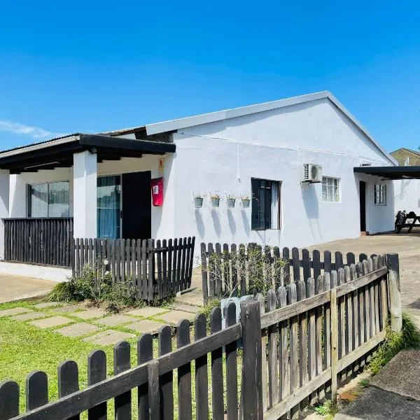 Crown Eagle Guest House, Hotel in Harding