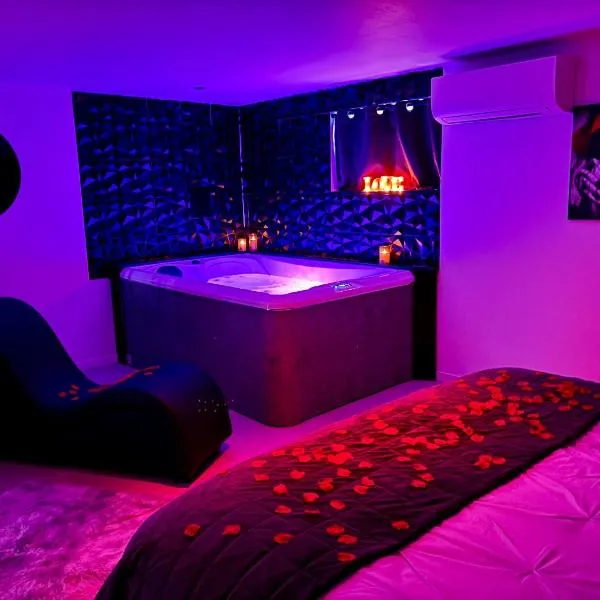 LoveRoom & Spa - Sanary sur mer - Le Nid Secret, hotel a Sanary-sur-Mer