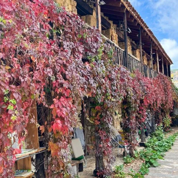 Casas Rurales Chon Alto Tajo, hôtel à Peralejos de las Truchas