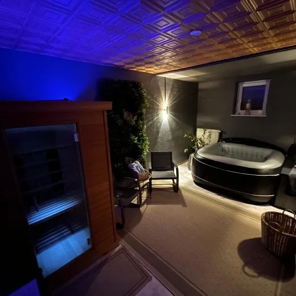 Palmen Oase, Relax & Wellness Saarburg, hotel in Saarburg