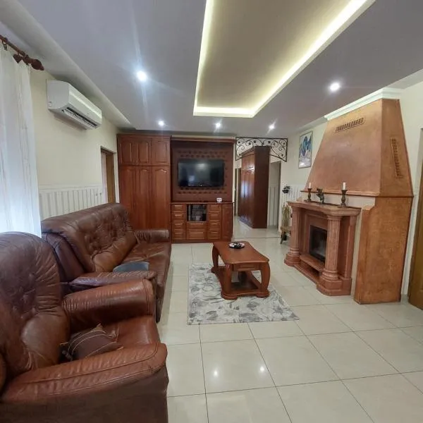 Akácvirág Airport Viki Apartman, khách sạn ở Debrecen