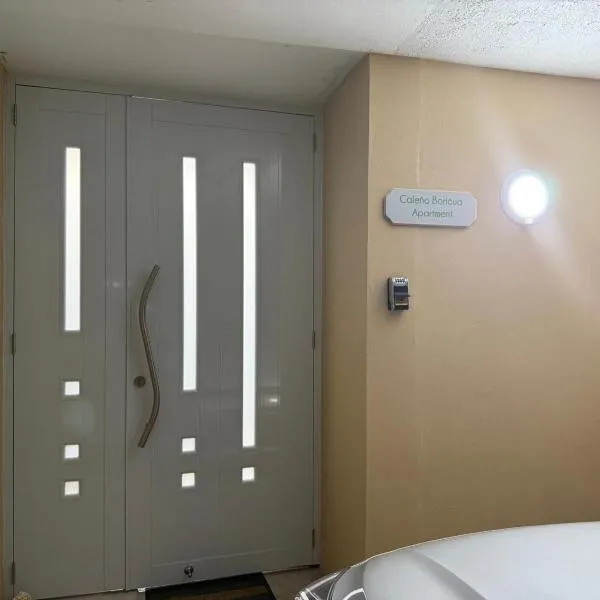Caleño Boricua Apartment, hotel u gradu Kebradiljas