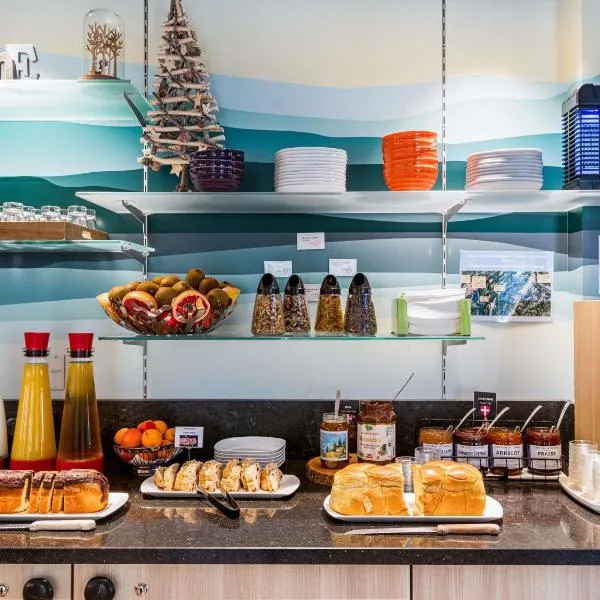 ibis Styles Annecy Centre Gare, hôtel à Annecy