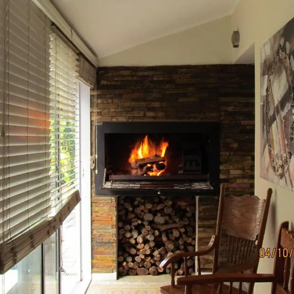 Wembley Home -Heated pool, indoor braai, come and relax, hotell sihtkohas Plumstead