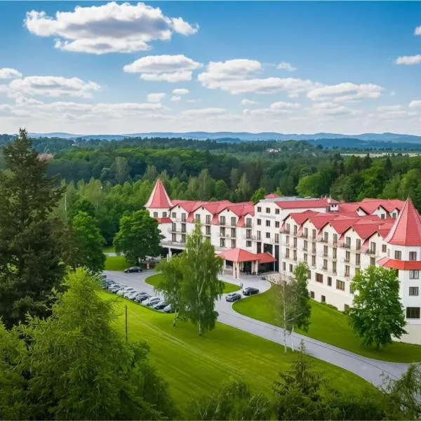 Hotel Nowy Zdrój - Centrum Zdrowia i Wypoczynku, hotel v destinaci Polanica-Zdrój