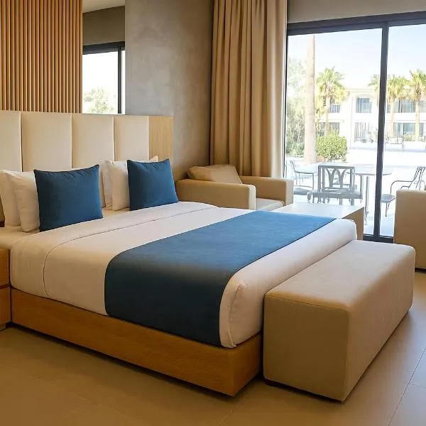 Palma Beach Resort & Spa, hotel in Umm Al Quwain