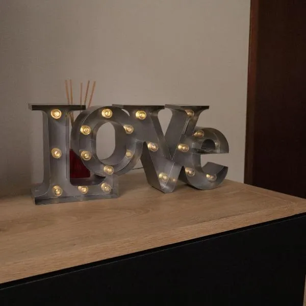 Retiro encantador em Machico - 5 min Praia e Centro A, hotel in Machico