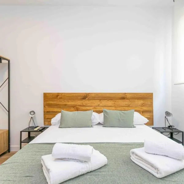 Classy XVIII - Ferga Suites, hotel in Madrid