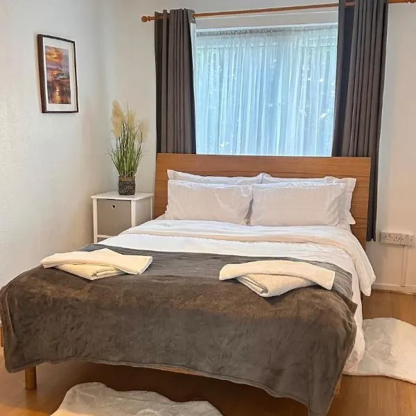 Bright 2 bed flat in Islington, hotel i London