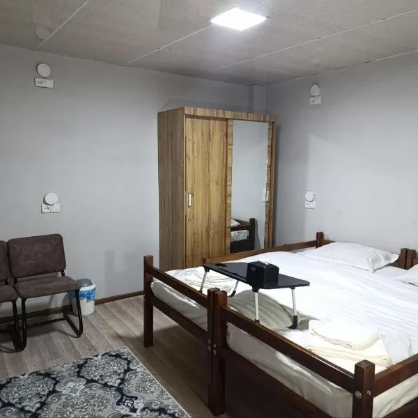 Caravan Hostel, ξενοδοχείο σε Tashkent International Airport