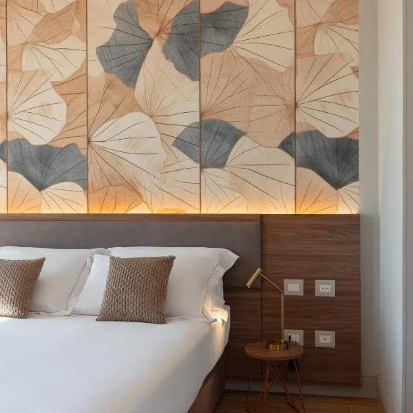 Openhouse Stay, hotel in Fano