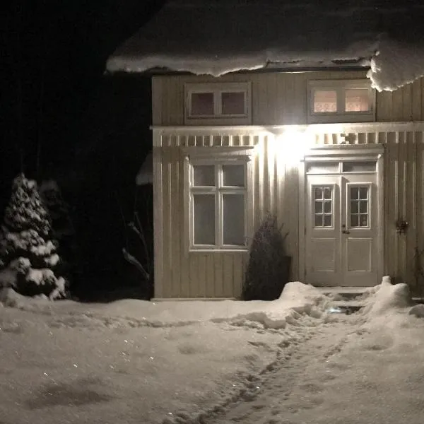 Lakeside Guesthouse, Lillstugan, hotel in Ramvik