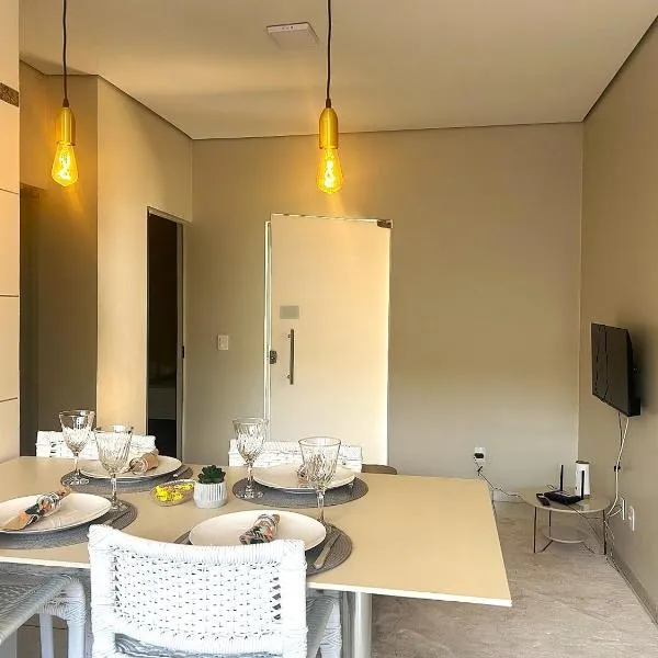 Casa 01 - Casa com 2 quartos, próximo a rodoviária e aeroporto, khách sạn ở Palmas