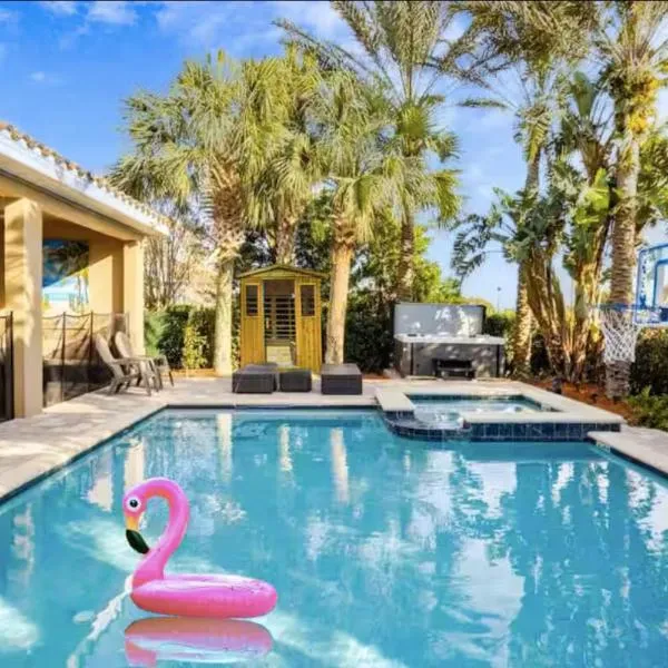 Epic 8Br 8Ba 4k sq ft Villa with Movie Theater Private Pool Spa Sauna Hot Tub Firepit Gaming Room and Arcade - 10mins from Disney Orlando FL, hotel en Orlando