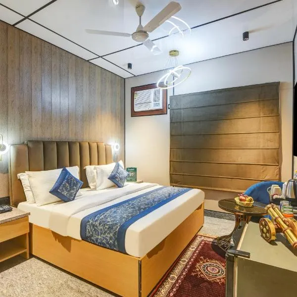 JS Residency Luxe Collection Hotel Near Nizamuddin Railway Station, ξενοδοχείο στο Νέο Δελχί