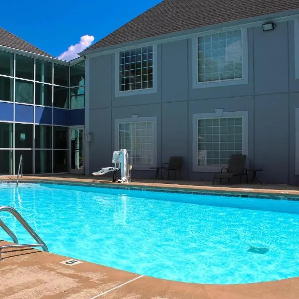 Quality Inn Crossville Near Cumberland Mountain State Park, hotel in Crossville