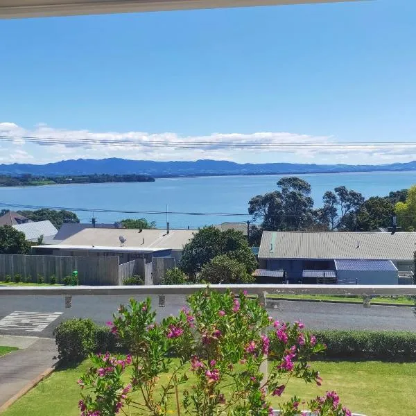 Lakaz Beach house, ξενοδοχείο σε Omokoroa