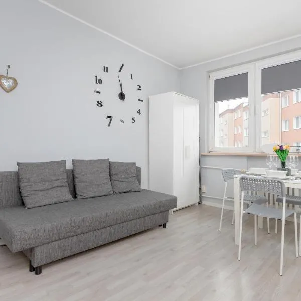 Unique & Seaside Studio for 4 people in Gdynia by Noclegi Renters, hotel di Gdynia