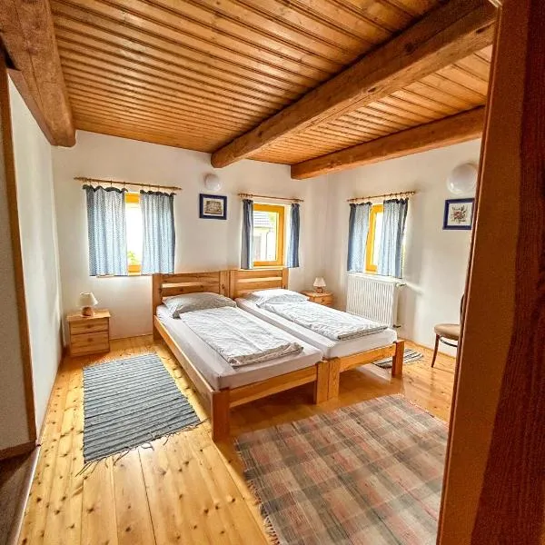 Penzion U Cempu, Hotel in Kunratice