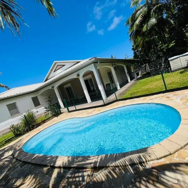 Le Calouni entre mer et volcan, хотел в Сент-Роуз