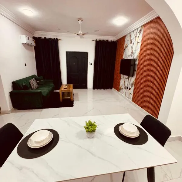 Modern 1 Bedroom Ground Floor Apartment with Serene Mountain Views, close to Aburi Walking Trail – hotel w mieście Oyarifa