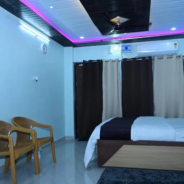 White stay house, hotel di Kandhrāpur