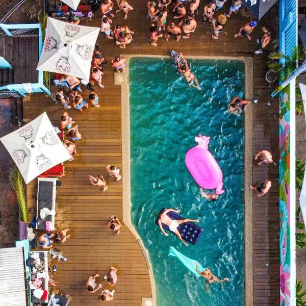 Port Douglas Backpackers、ポートダグラスのホテル