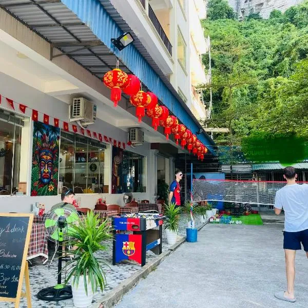CATBA PANDORA Hotel & Travel, hotel en Cat Ba