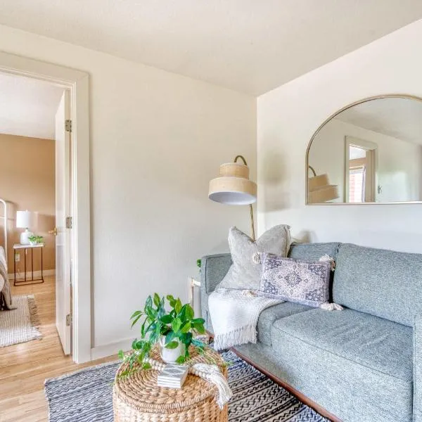Stay Portland - Adorable Bright 1 Bed Near OHSU, hotel v destinaci Portland