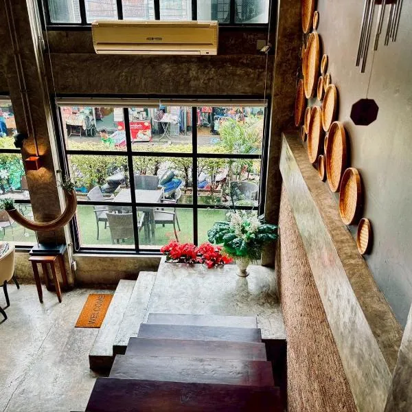 Sukhum Victorymonument-Ari, ξενοδοχείο στη Μπανγκόκ