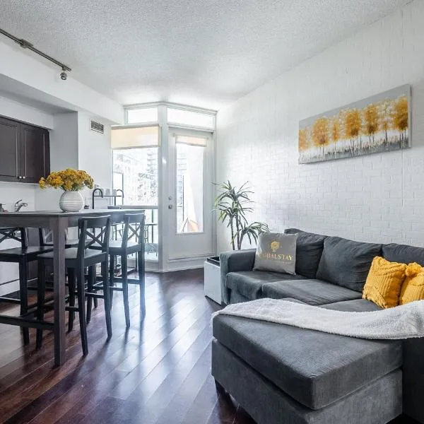 टोरंटो में, होटल 1 Bedroom plus Den Condo Garden View Fort York Downtown Toronto