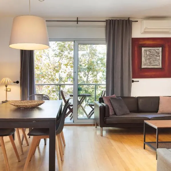 Mar Bella Beach Apartments, hotel en Barcelona