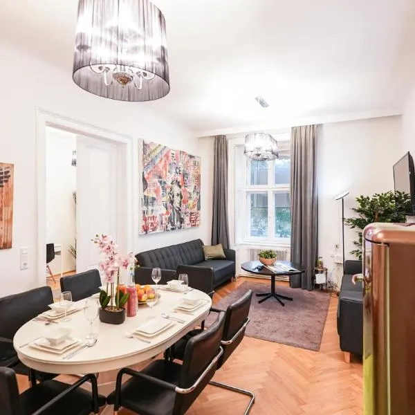 Three Bedroom Apartment - Vienna City Center, хотел във Виена
