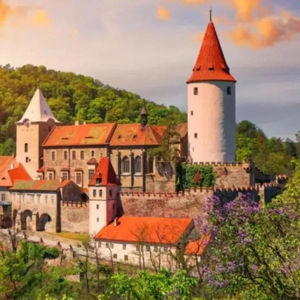 Apartmán Roztoky u Křivoklátu, hotel in Roztoky