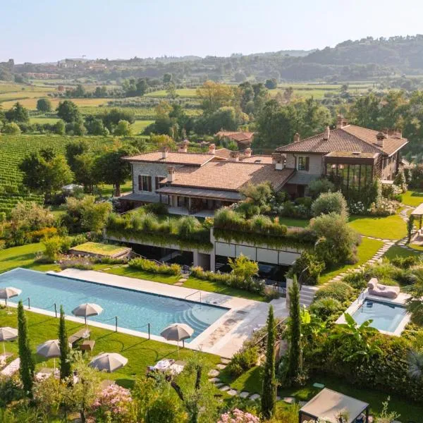 Conti Thun Wine Resort, hotel in Puegnago