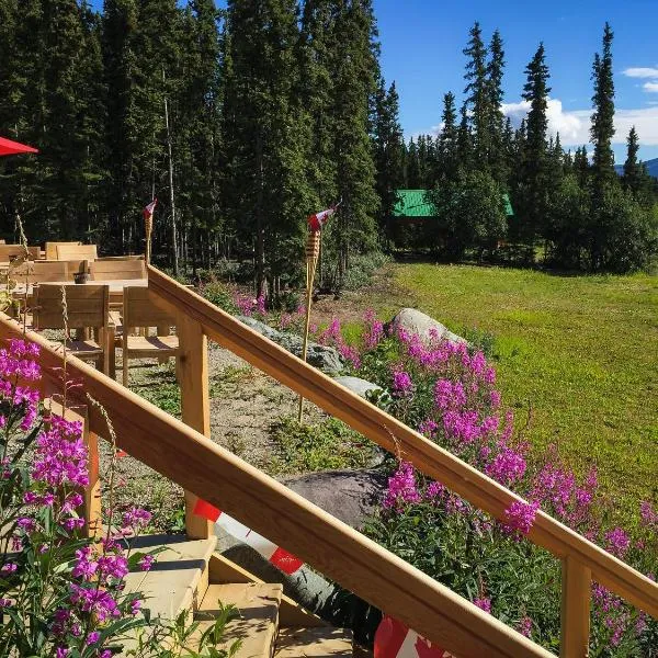 Southern Lakes Resort, hôtel à Tagish