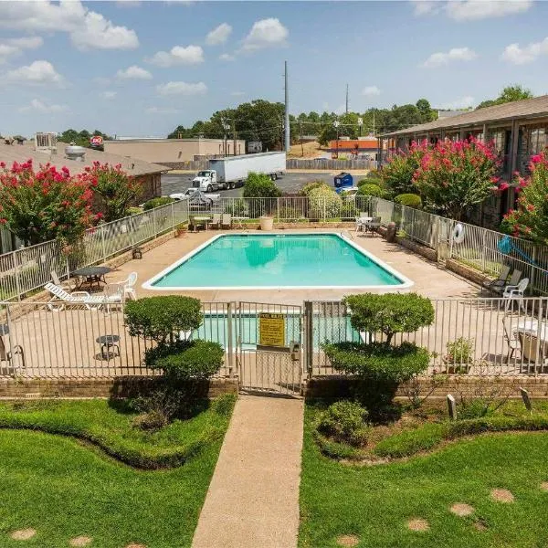 OYO Hotel Tyler Lindale, hotell sihtkohas Tyler