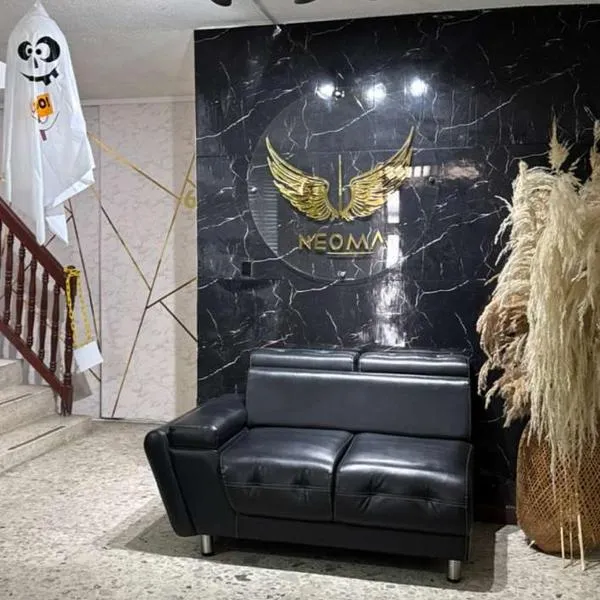 Neoma Houses, ξενοδοχείο στο Cali