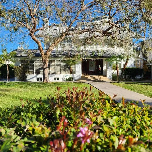 Orange Drive Hostel, hotel en Los Ángeles