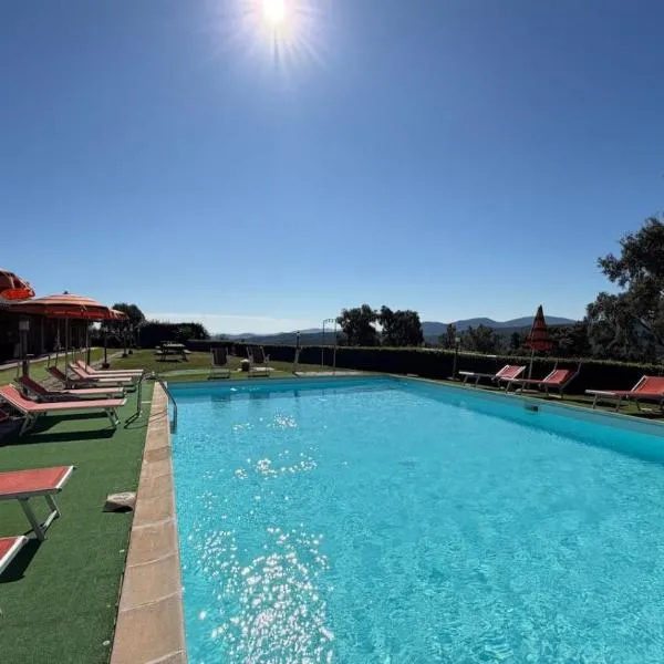 Alma del Lago - Charming Apartments- il Carpignone,La Pesta的飯店