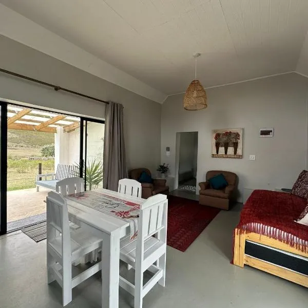 The Sheperd's Cottage, hotel i Joubertina