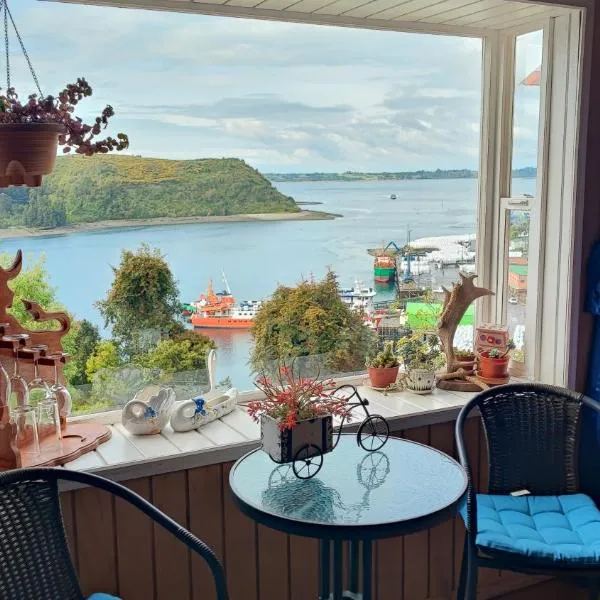 Habitación con vista al mar, hotel in Puerto Montt