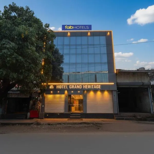 FabHotel Grand Heritage - Nr BKC, hotel in Mumbai
