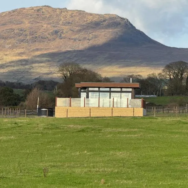 Loughanmore Court Beach house, hotel a Dundalk