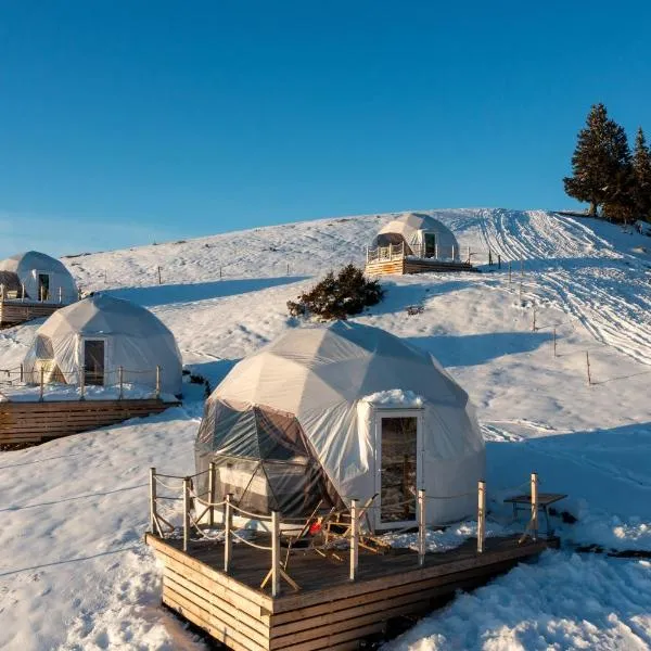 Stargazing Glamping Domes Golte, ξενοδοχείο σε Mozirje