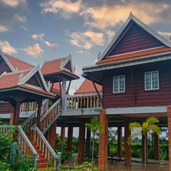 Phum Khnhom Bungalow, hotel en Battambang